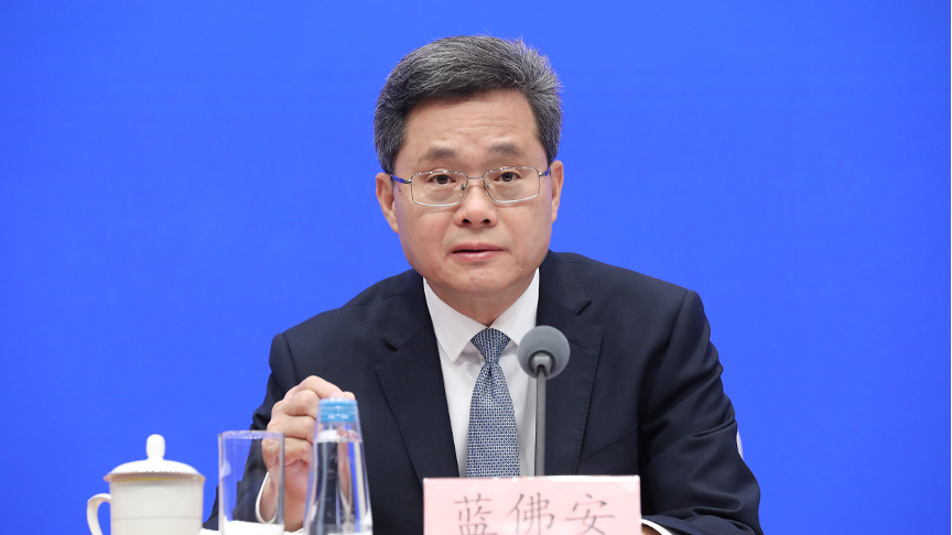 大陸財長藍佛安盼透過財政與金融政策配合,統籌推動促消費、擴投資,進一步擴大內需市場。圖/取自新浪