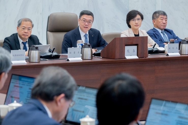 國會改革法案拚三讀，公民團體欲包圍立院施壓，卓揆盼群眾不要集結。圖/取自卓榮泰臉書