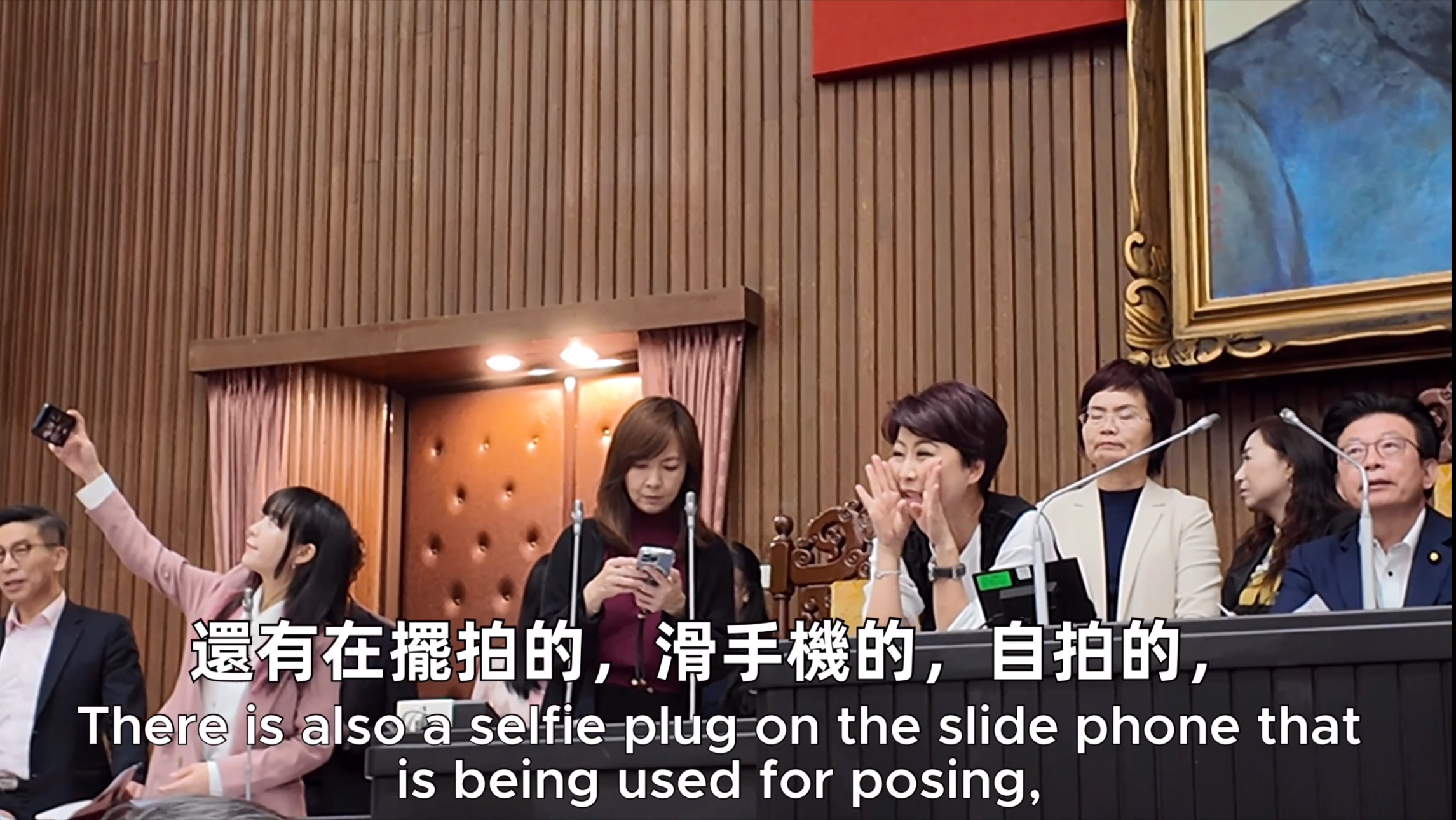 民進黨立院黨團25日再次占領立法院會主席台，讓卓揆無法接受總質詢。圖/國民黨立委葛如鈞提供.png