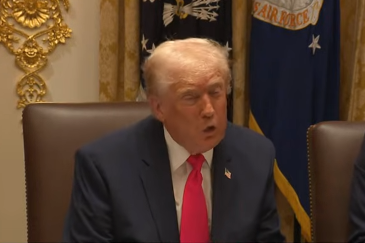 再有辱非言論　川普內閣會議怒斥索馬利亞移民為「垃圾」