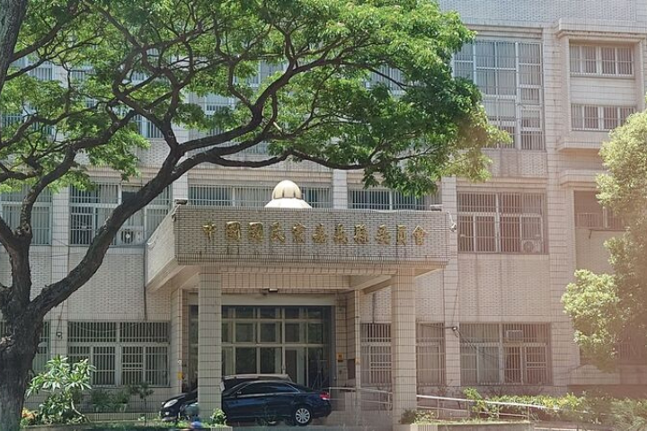 涉罷免不實連署 國民黨嘉縣黨部書記長、王育敏服務處主任遭聲押