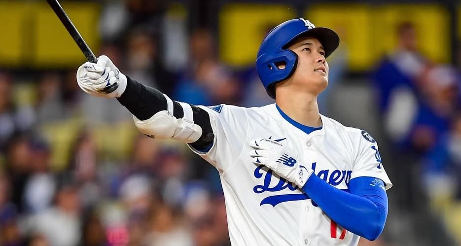 洛杉磯道奇日籍球星大谷翔平，第一局首打席就敲出右外野方向陽春全壘打。圖/取自道奇 IG