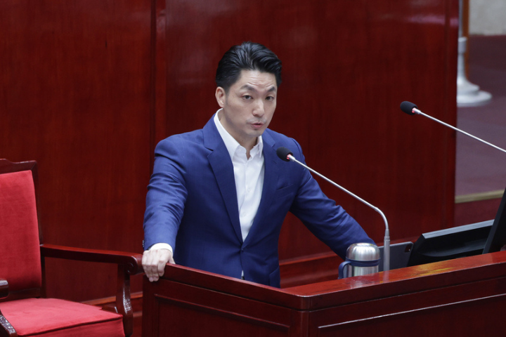 太子集團23名詐騙成員申請失業補助！蔣萬安回應了　網諷：有政府好安心