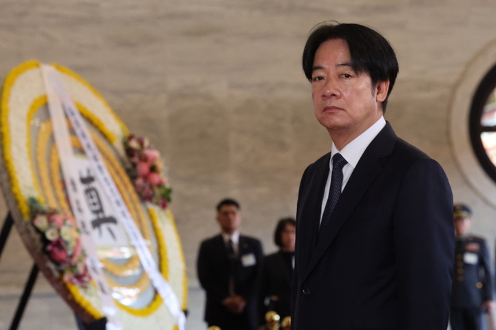 龍應台《紐時》專文「台灣的時間不多了」　不先確保和平就沒有民主