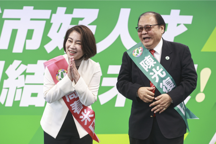 民進黨提名周春米、陳光復拚連任　屏東藍綠重演4年前對決