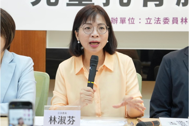 林淑芬轟黨團「沒有民主」淪一言堂！網酸風向大師：都推給柯建銘