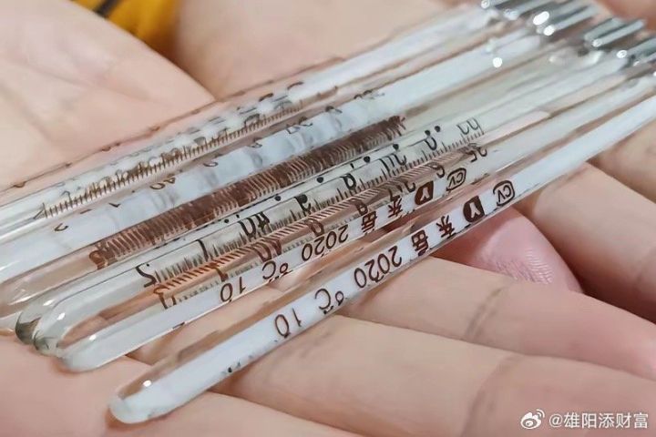 陸明年禁產水銀體溫計　囤貨潮現、價格瘋漲  有人一次買百支