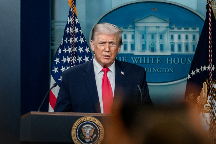 致命槍擊案後僵局可望解凍？川普與明州州長通話尋求降溫