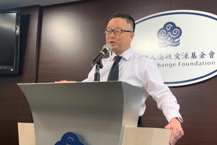 陸配申請除籍公證書海基會已收7622件 羅文嘉：兩國國籍只能二擇一