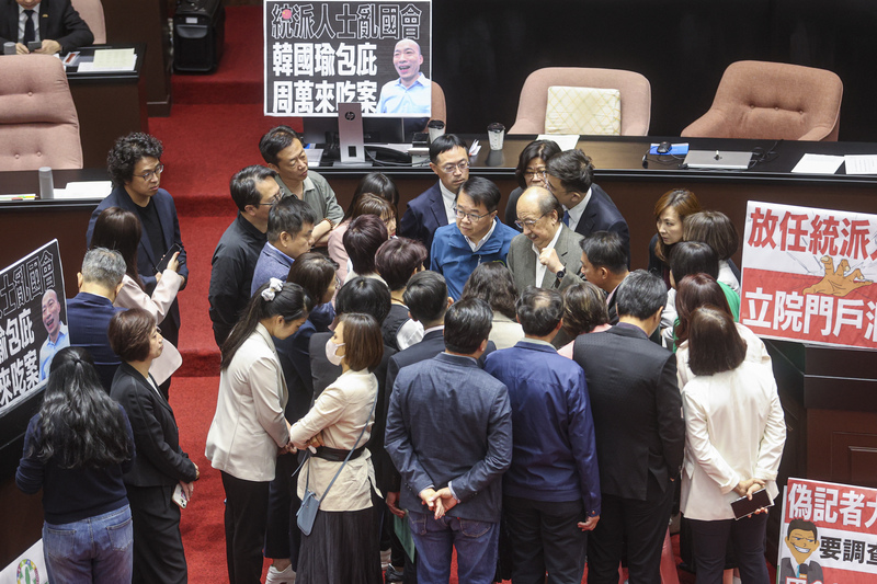 民進黨圖25日繼續杯葛行政院長卓榮泰赴立法院會總質詢。圖/中央社