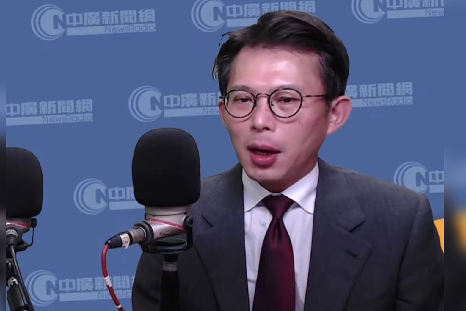 黃國昌質疑6500億買不到東西：無人機掉三架還要50萬美金一架？