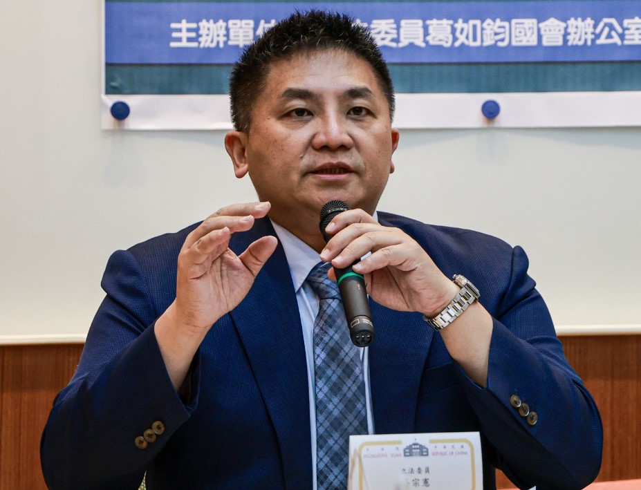 大陸官方發布嚴懲台獨份子新規範，國民黨立委吳宗憲：兩岸高度對抗下去，對兩岸人民都沒好處。圖/取自吳宗憲臉書