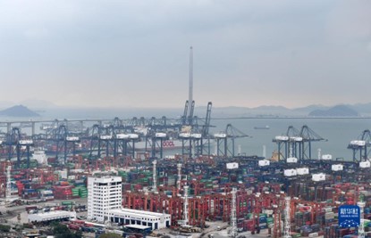 香港貨櫃碼頭吞吐量近七年不斷下跌。圖/取自新華社
