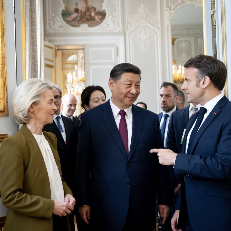 習近平在中法歐峰會上駁斥「產能過剩」的說法。圖/取自Emmanuel Macron  @EmmanuelMacron