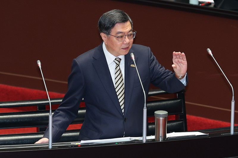 卓榮泰稱透過不副署「輔助總統」　陳以信：把賴清德變超級總統？