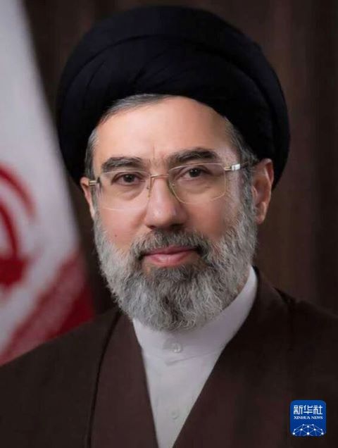 伊朗新任最高領袖穆傑塔巴，是美國重金懸賞的對象。圖/取自新華社
