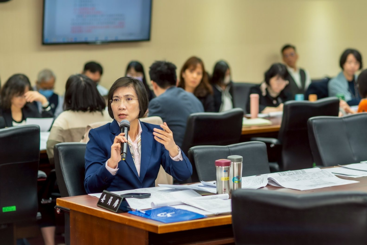 徐欣瑩辦公室怒控「假民調真誹謗」　委託律師提告保清白