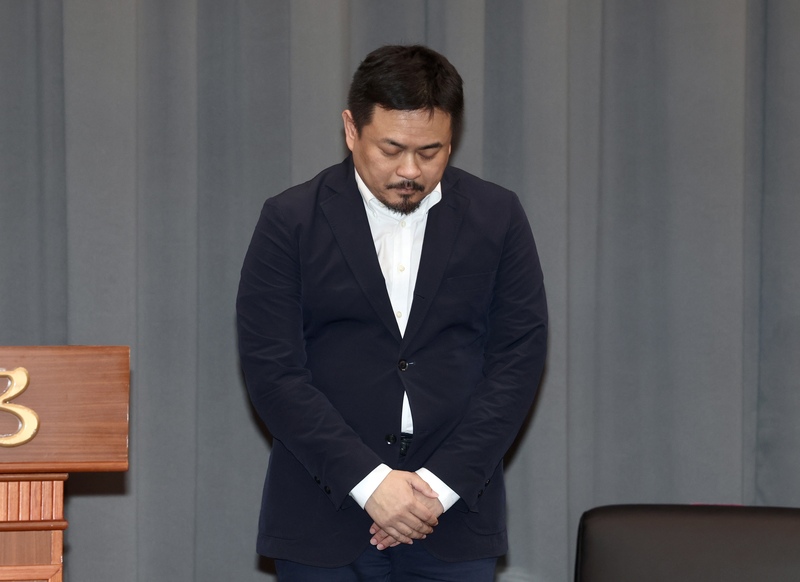新任勞動部長洪申翰遭外界質疑，無相關勞權背景貿然接任政府重要職務。圖/中央社