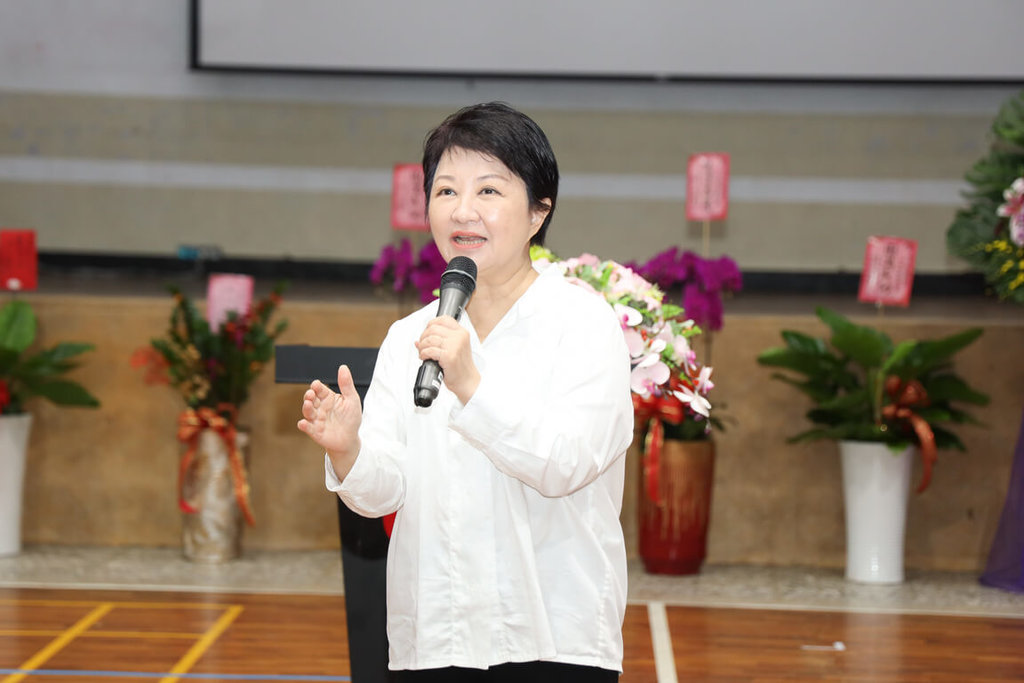 據最新民調顯示，盧秀燕的支持度遙遙領先其他六都首長，連民進黨支持者都欣賞其市政表現。圖／台中市政府提供
