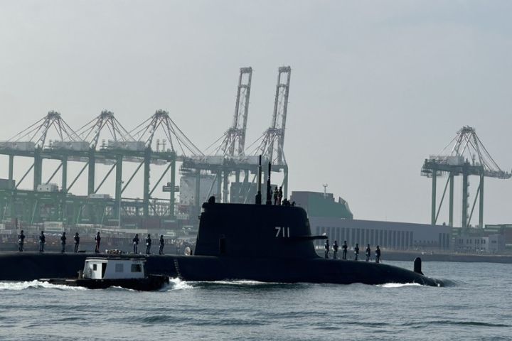 潛艦國造原型艦海鯤艦1月30日再度潛航測試，潛艦將配備-48重型魚雷。圖/中央社