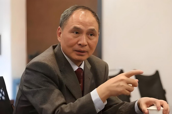 鄭永年：中美競爭難免　但「脫鉤不可能」　預言明年關係將更好