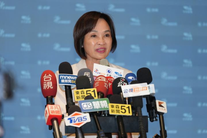 高雄市長首場辯論　柯志恩開場喊「不會放棄高雄」　批產業紅利留不住人