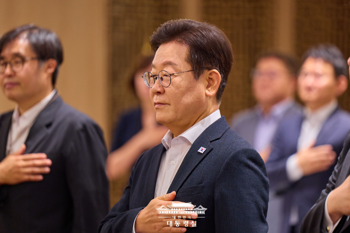 李在明或派特使團8月下旬訪陸 韓媒：將會王毅等高層人士