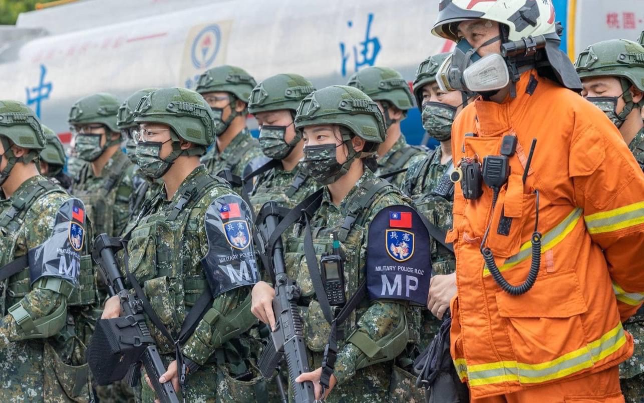 國軍的漢光演習可以引進更多的無人化系統。圖／取自蔡英文臉書