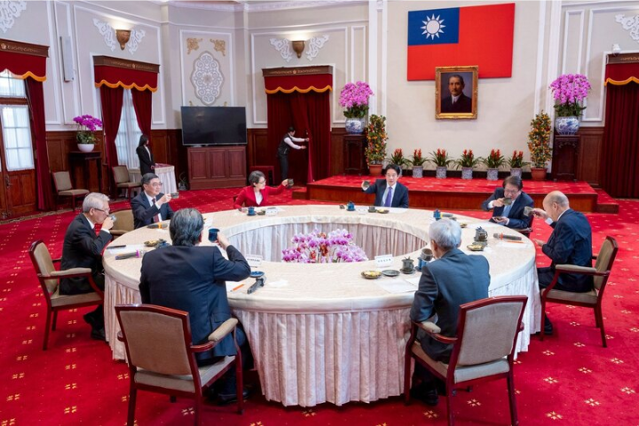 籲總統分享權力、各黨停止惡鬥！李文忠：朝野學會退讓　台灣才能春暖花開　