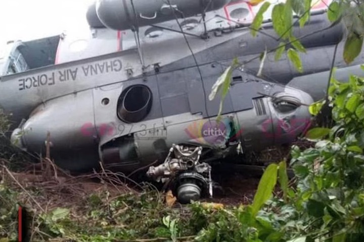 迦納空軍直升機墜毀　機上國防、環境部長等8人全數罹難