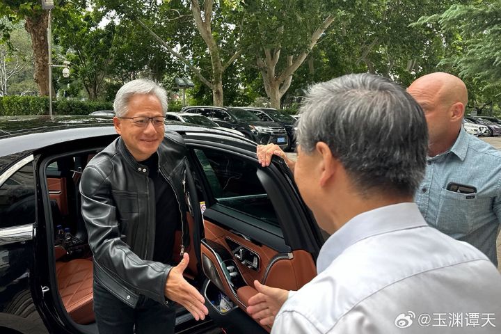 【有片】黃仁勳將出席第三屆中國鏈博會開幕式  不放棄大陸市場