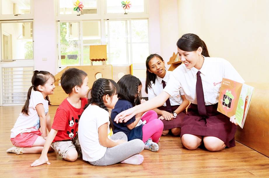 少子化使得每個幼兒園都在搶生源，學費則是家長選幼兒園的重要考量。圖/取自中山工商幼保科
