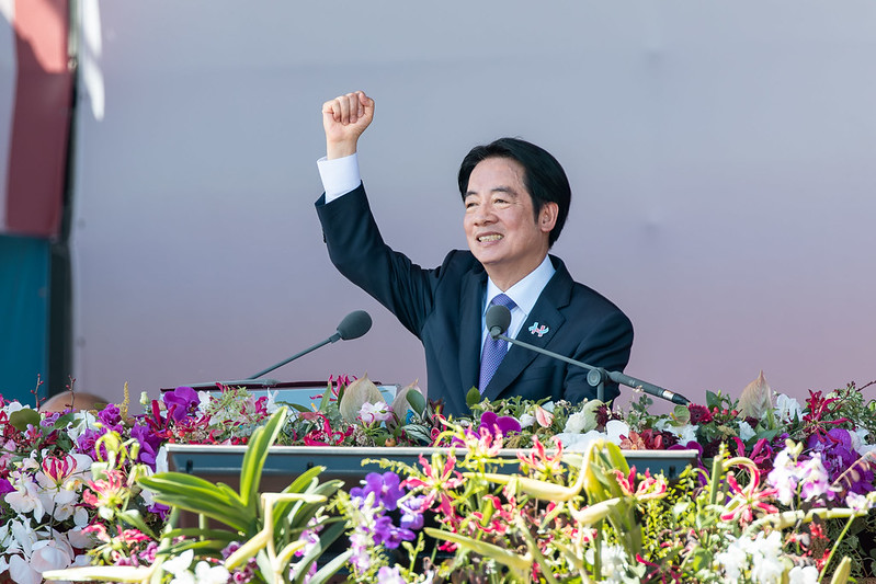 【梅花評論】法辦散布「呵呵呵呵」  令人窒息的類戒嚴