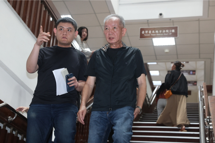 當庭打臉檢方！控柯文哲侵占政治獻金被戳破 博弈教父心腹邱清章還原送錢始末