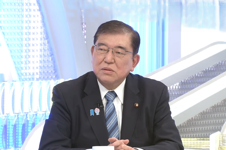 日本首相石破茂針對川普對等關稅問題接受電視專訪。圖/取自FNN《YouTube》官方頻道