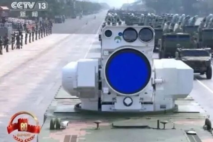 LY-1的艦載雷射武器，被陸媒盛讚為打造海戰攻防新規則的「光之利刃」。圖/取自央視