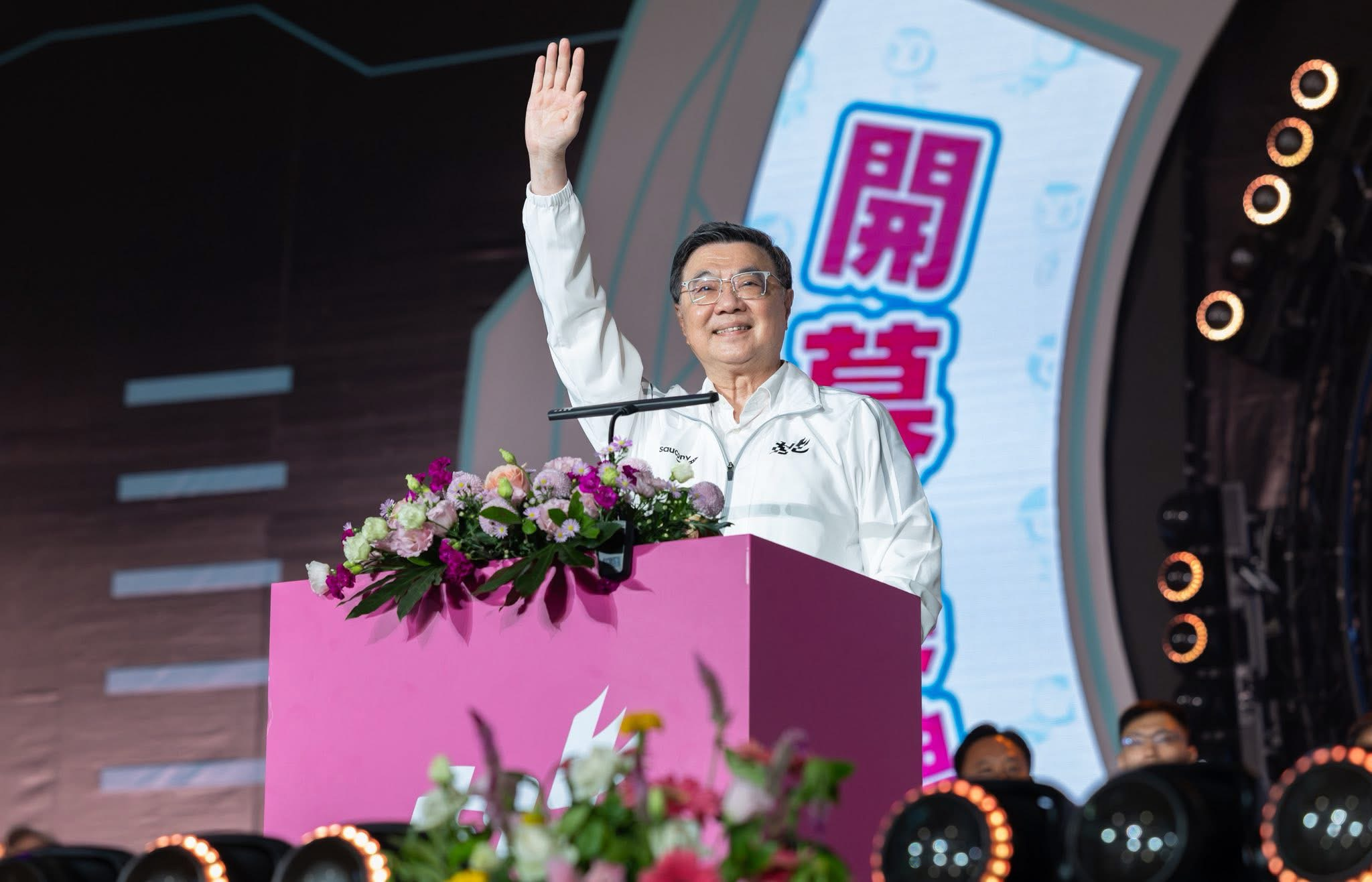 65歲免健保　卓榮泰：違憲　賴清德稱「妥當」　國民黨批雙標：綠能你不能？ 
