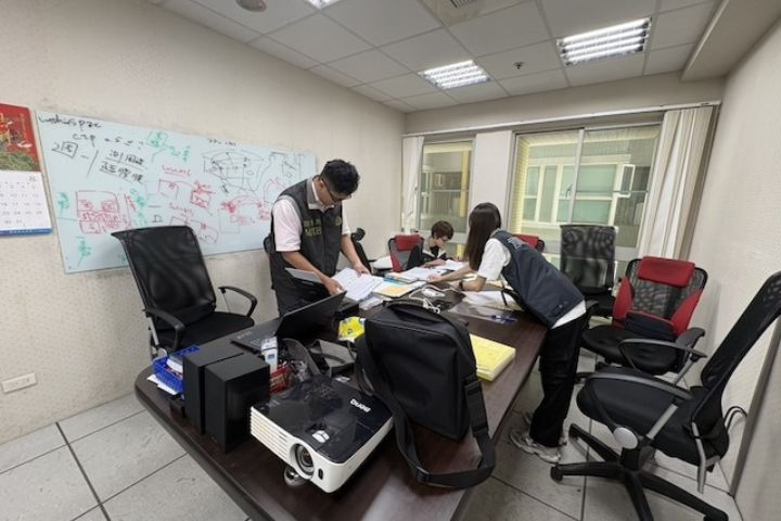 陸企來台挖角大掃蕩！調查局同步搜索17家陸企　64處所遭搜索