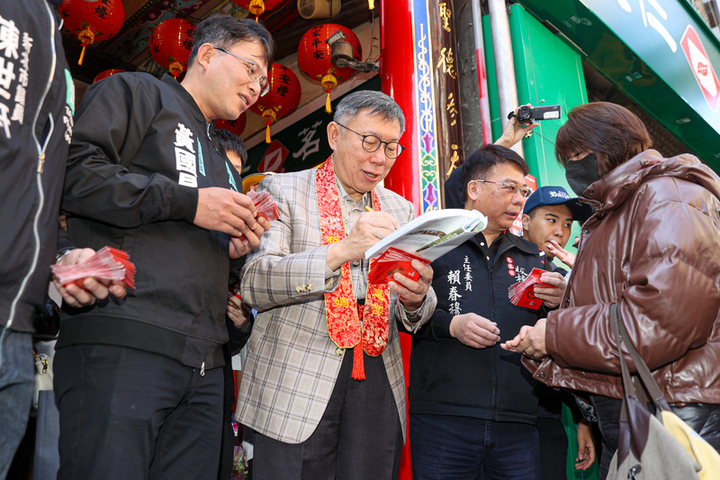 蔡壁如拒任黨中央委員　柯文哲：黨內位置會再討論
