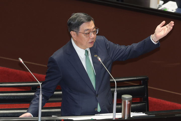 政院拍板普發1萬元　財政部籲立院加速審預算