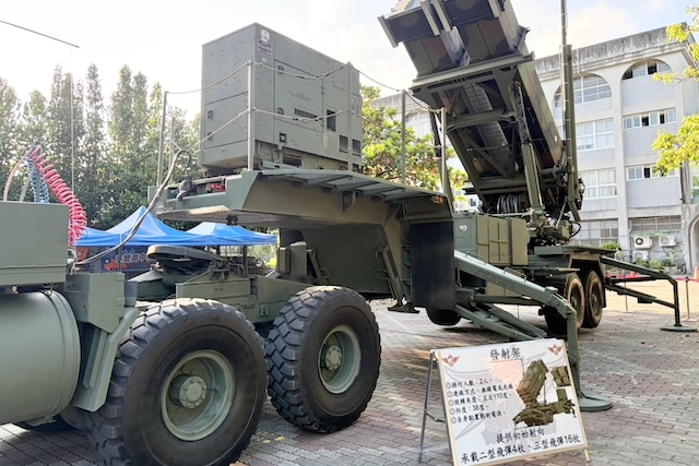 愛國者飛彈進校園　左營高中「空軍周」促全民國防　