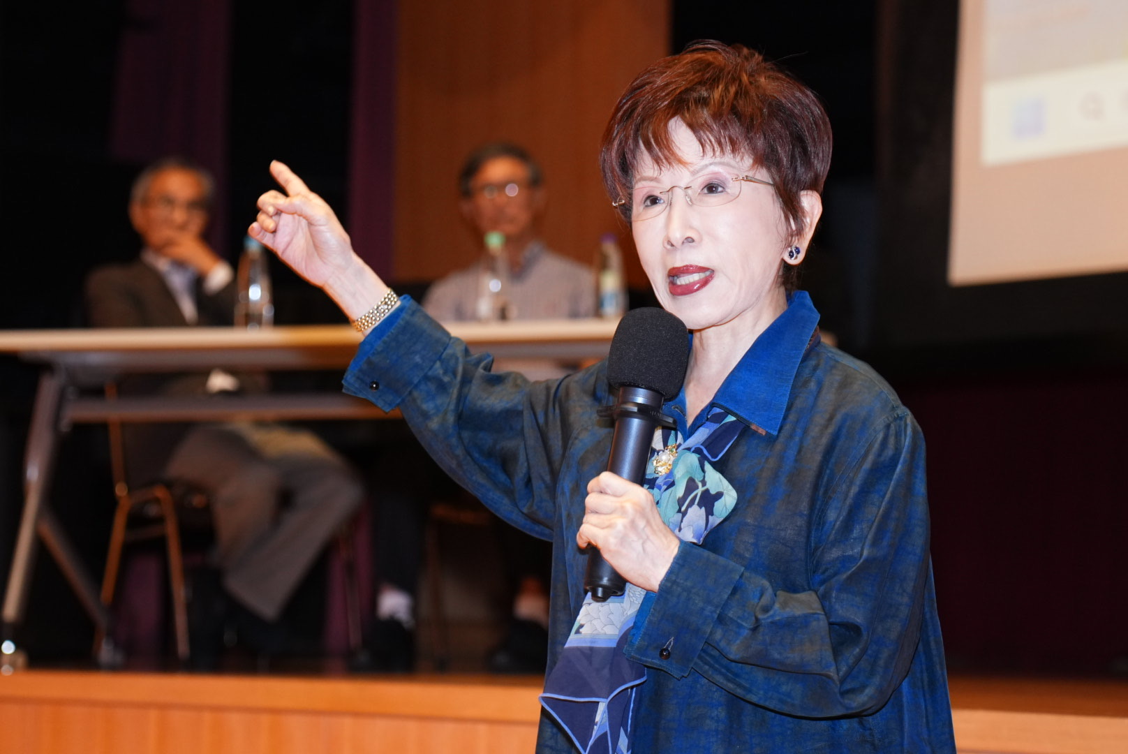 洪秀柱：左批張忠謀「自私」 右批民進黨政府吃兩蔣老本