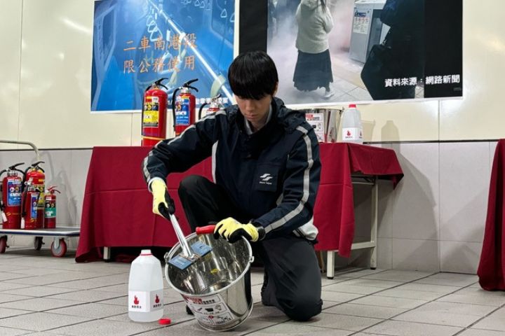 北捷宣導站內禁用行動電源　若導致失火　將法辦求償