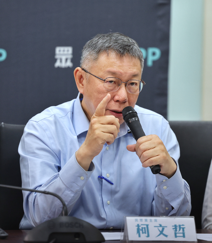 前台北市長、民眾黨主席柯文哲3日上午赴民眾黨立法院黨團參與黨團會議，並於會後接受媒體訪問，回應重大時事議題。圖/中央社