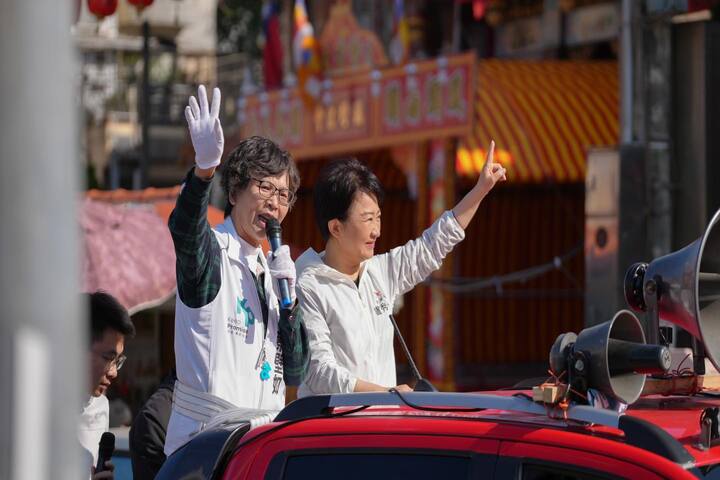 傳蔡壁如（左）年後將加入台中市長盧秀燕（右）市府團隊。圖/取自蔡壁如《臉書》