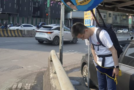 羅智強才批「勿讓背刺國民黨的人功成名就」　蕭敬嚴突宣布不選議員了 