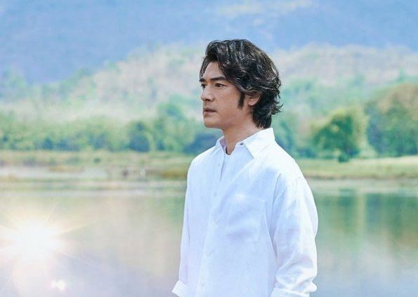 金城武以釣魚台來說明自己身分認同的混亂。圖/取自御茶園YT頻道