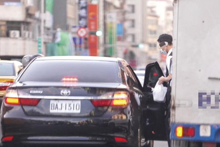 公務車變UberEats？張斯綱踢爆李進勇公器私用 藍議員：已向廉政署檢舉