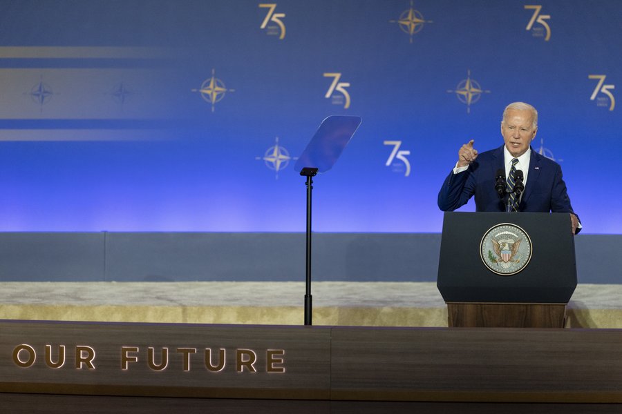 這次北約峰會是拜登保住他總統候選人資格的一次重要機會。圖為拜登在峰會上發表演說。圖/取自拜登X