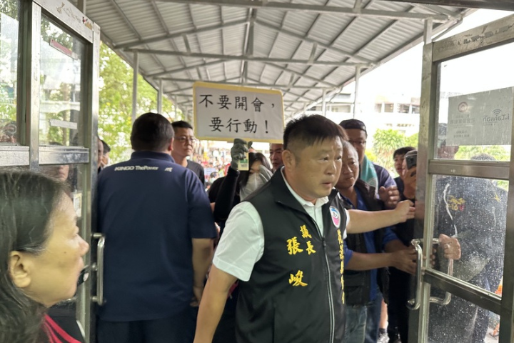 終結傅家天下？綠營鎖定「踹桌議長」張峻合作　本人鬆口：花蓮需改變